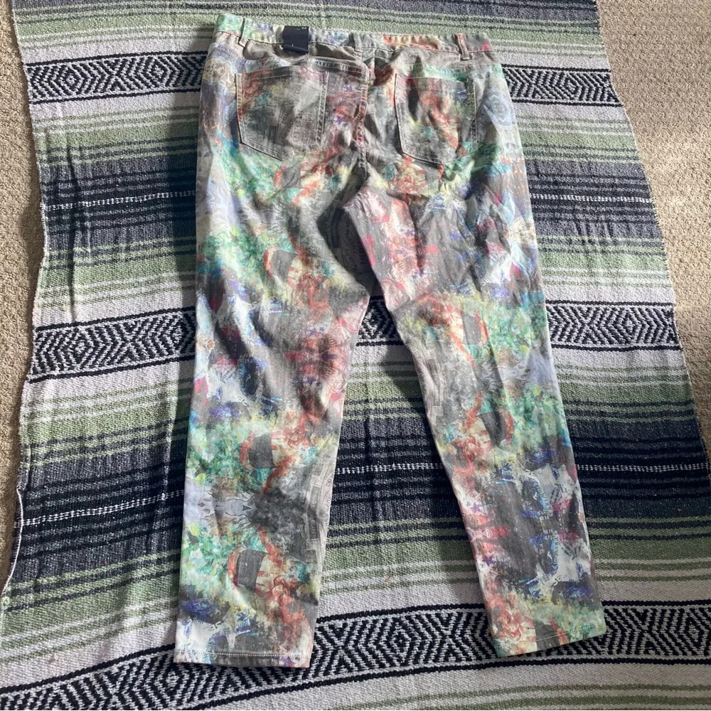 NEW lane Bryant psychedelic graphic print stretch skinny jeans plus size - Picture 2 of 10